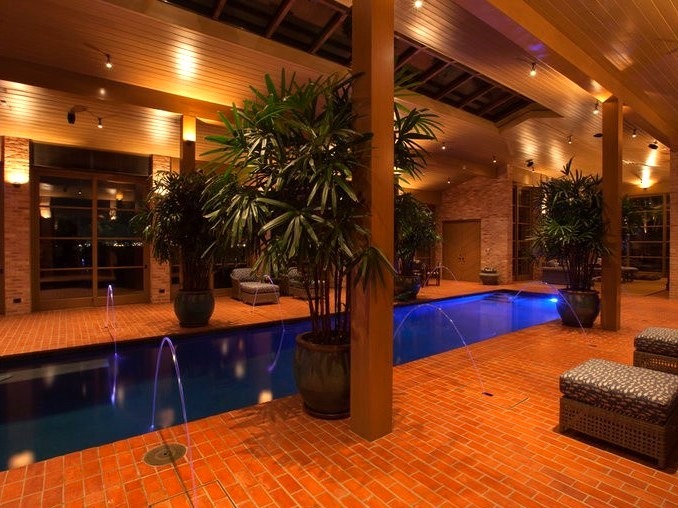 Traditional Pool in Austin